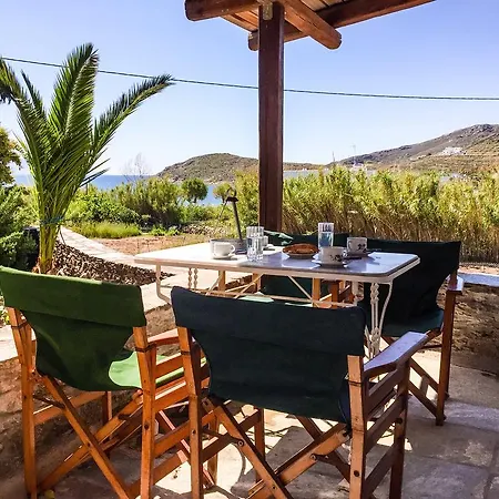 Phoenix Cosy ιι Feriehus Livadakia