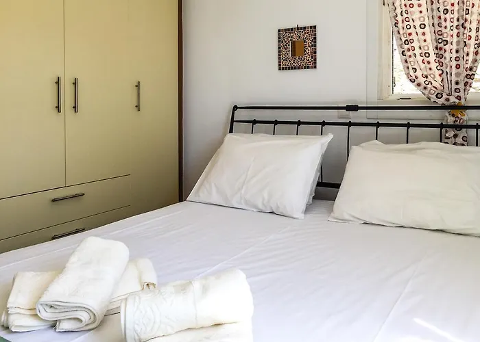 Phoenix Cosy ιι Feriehus